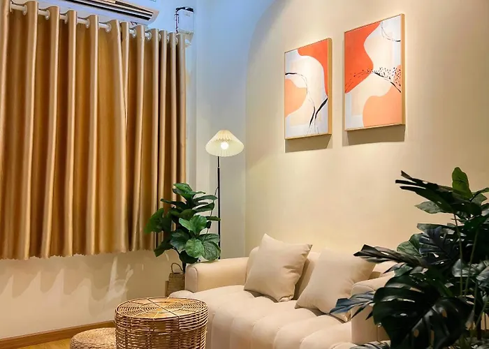 Cozy Modern Place W/Projector @ Near Pink Church